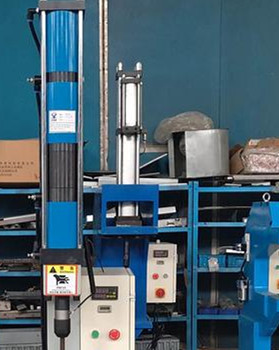 國內(nèi)廠家生產(chǎn)的鉚接機價格貴嗎？