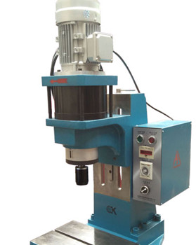 鉚接機(jī)鉚接前鉚釘?shù)臒崽幚?/></p><p>　　鉚接機(jī)是比較常見的機(jī)械設(shè)備，它可以實現(xiàn)多種鉚接工藝，很多鉚接恭喜需要鉚釘來輔助，在正式鉚接之前，有些鉚接工藝是不需要鉚釘進(jìn)行預(yù)先熱處理，直接就可以用來鉚接，但是有些工藝需要在鉚接之前進(jìn)行熱處理。</p><p>　　目前，大部分的鉚接工藝是不需要進(jìn)行熱處理的。如果需要進(jìn)行熱處理，有哪些熱處理的方法呢?今天我們來介紹一下兩種熱處理的處理方式。</p><p>　<strong>　1.鉚釘?shù)能浕療崽幚?/strong></p><p>　　鉚釘材料為碳鋼或者低碳鋼、中碳鋼、合金結(jié)構(gòu)鋼，在鉚接之前需要做軟化熱處理，具體的方式就是使用高溫回火或者退火的方式來達(dá)到軟化的目的。</p><p>　　不過有些低合金但是強(qiáng)度比較高的鋼材，使用完全退火并沒有很好的軟化效果，則需要采用等溫球化退火，像馬氏體時效鋼在進(jìn)行軟化處理的時候需要進(jìn)行固溶處理。在進(jìn)行軟化處理之后，需要進(jìn)行全面切削加工坯料，</p><p>　　<strong>2.坯料的預(yù)強(qiáng)化熱處理</strong></p><p>　　也有一些工件在鉚接的時候，因為鉚釘淬火后出現(xiàn)變形，或者因為設(shè)備本身條件有限，不方便進(jìn)行強(qiáng)化處理，這個時候就需要對坯料的預(yù)強(qiáng)化熱處理。鉚釘在進(jìn)行預(yù)強(qiáng)化熱處理的之前，需要確保材料能夠旋壓成形。通常使用調(diào)質(zhì)或正火的方法。</p><p>　　總而言之，鉚接機(jī)鉚接前鉚釘?shù)臒崽幚矸椒ㄖ饕袃煞N，一種是鉚釘?shù)能浕療崽幚恚€有一種是坯料的預(yù)強(qiáng)化熱處理，你學(xué)會了嗎?</p></div>
      <div   id=