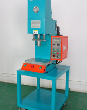 鉚接機(jī)大概多少錢一臺(tái)？